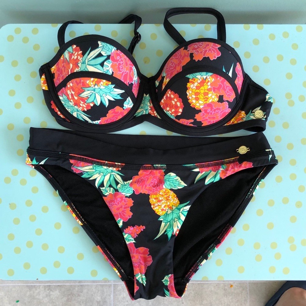 SunSeeker Made in Australia Underwire Bikini Sz 10